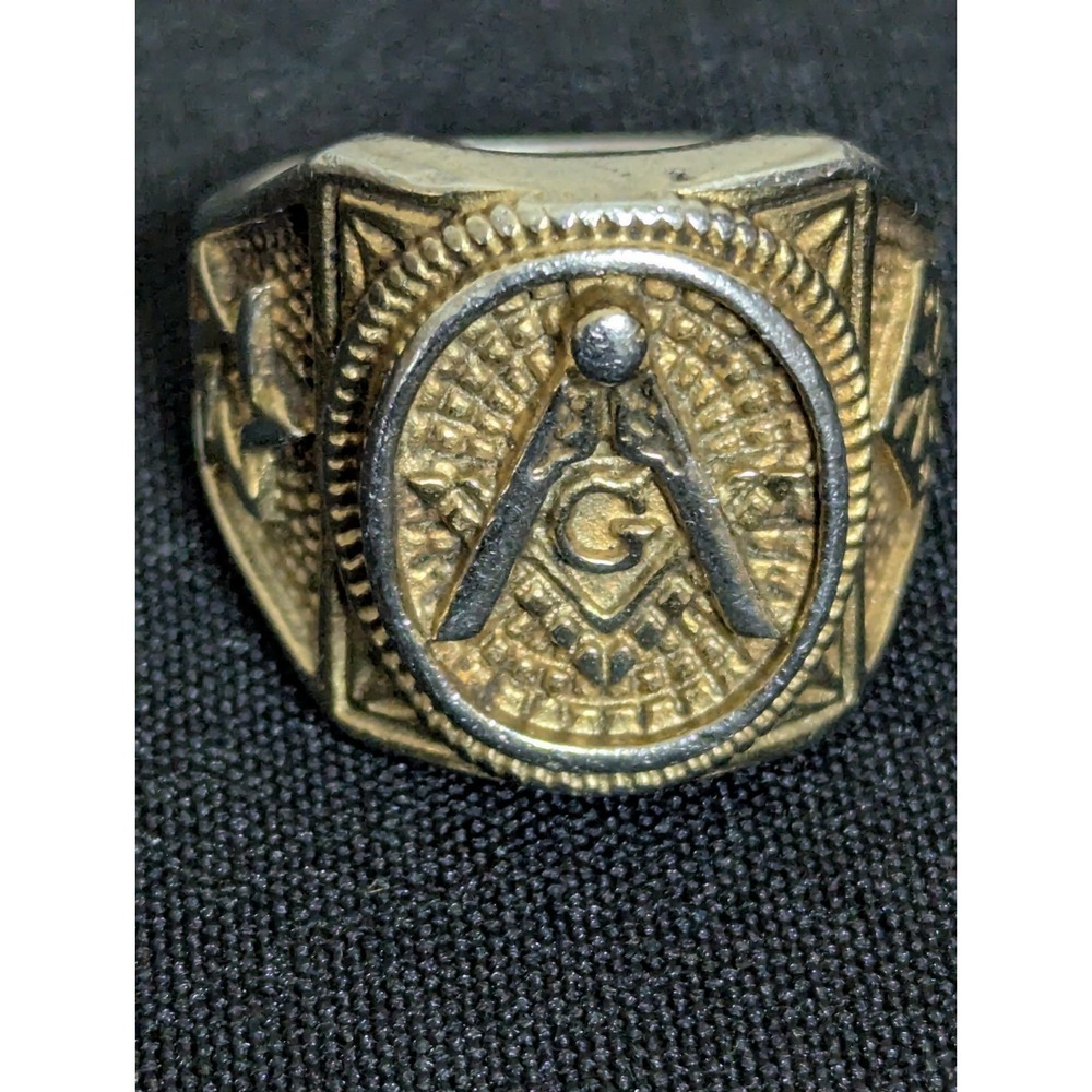 Masonic fraternal ring mens 13 gold tone masons freemasons G compass god geometr